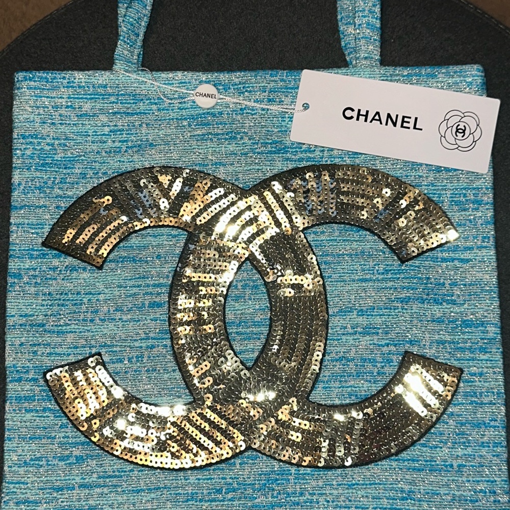 New with tag Chanel VIP Blue & Metallic Gold Tweed Gold Sequin CC Tote Bag.